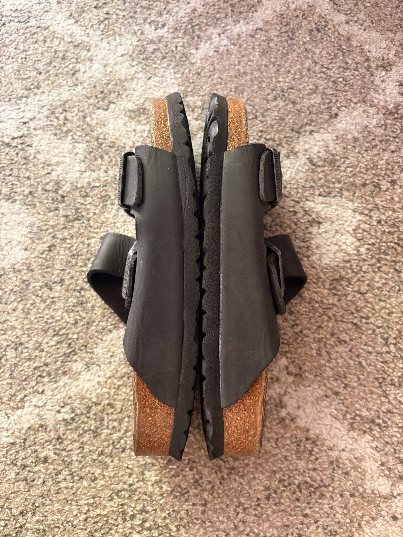 Auth Preloved Birkenstock Arizona (Category: Slippers and slides) located in Paranaque City. Submitted by silentstone.dolphin (Listing ID 1470356690, Image 3). Description: Oiled Leather Material.. Color Black/Charcoal Brass Buckle.. Soft Footbed.. Visible Print.. Size 38N.. Super Nice in Actual😍 .