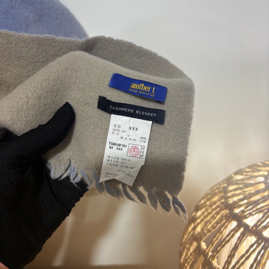 Authentic Another T. Cashere Blended Reversible Long Winter Scarf (Category: Scarves) located in Binangonan. Submitted by makoleksyon (Listing ID 1470521550, Image 3). Description: Excellent condition Like new No flaws Bought in Japan 💯% Authentic Money back guarantee .