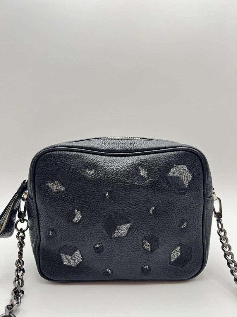 Authentic Bruno magli small camera sling (Category: Cross-body Bags) located in Cagayan de Oro. Submitted by borse_de_amore (Listing ID 1470458920, Image 2). Description: Authentic Bruno magli small camera sling Rank A, No issues at all. Fits promax. 🏷️1,390 only free sf.