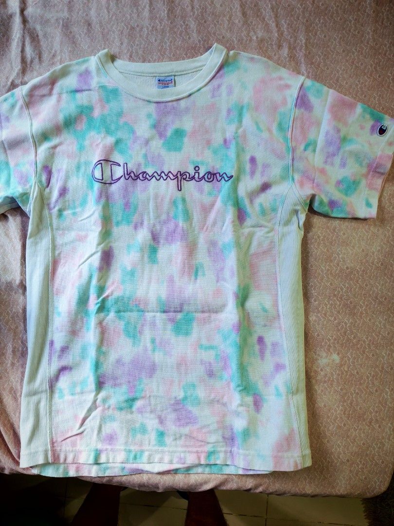 Authentic Champion reverse weave tie-dye shirt (Category: Tshirts & Polo Shirts ) located in Mandaluyong City. Submitted by fiercestorm.31 (Listing ID 1470422665, Image 1). Description: Rare piece!! Authentic Champion reverse weave tie dye Grab now!! Excellent condition Dm for more photos.