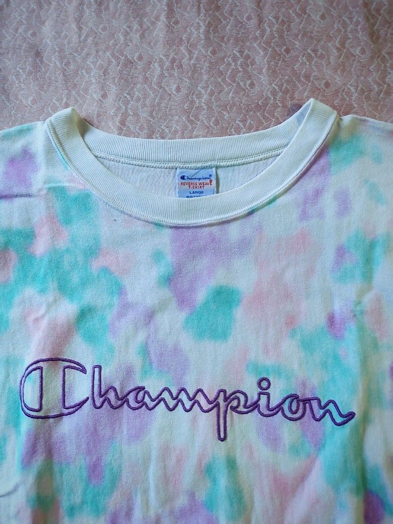 Authentic Champion reverse weave tie-dye shirt (Category: Tshirts & Polo Shirts ) located in Mandaluyong City. Submitted by fiercestorm.31 (Listing ID 1470422665, Image 2). Description: Rare piece!! Authentic Champion reverse weave tie dye Grab now!! Excellent condition Dm for more photos.