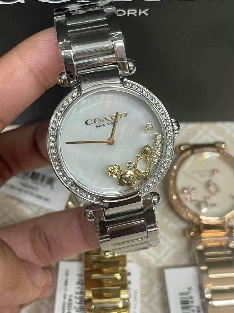 🇺🇸AUTHENTIC COACH WATCH🇺🇸 (Category: Women's Watches) located in Manila. Submitted by luckyDL (Listing ID 1470359490, Image 2). Description: .
