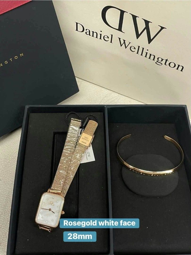🇺🇸AUTHENTIC DANIEL WELLINGTON WATCH🇺🇸 (Category: Women's Watches) located in Manila. Submitted by luckyDL (Listing ID 1470358103, Image 2). Description: .
