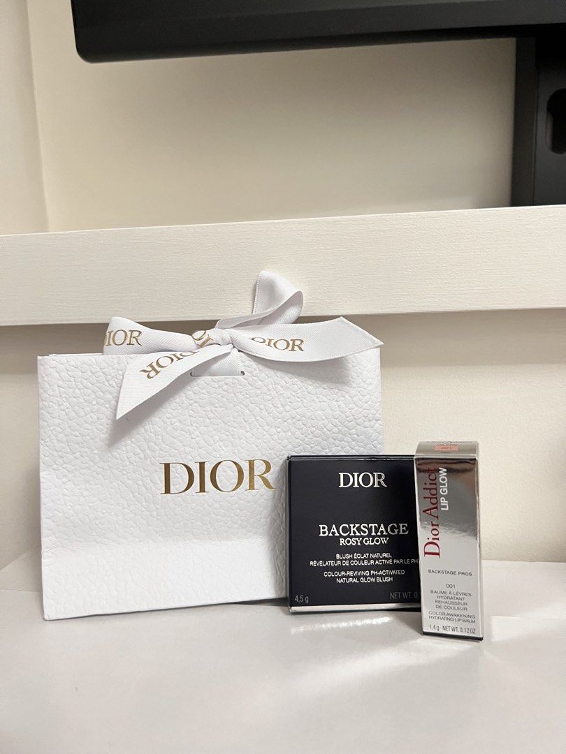Authentic Dior Blush & Lip Glow Gift Set (Category: Makeup) located in Taguig. Submitted by camillep912 (Listing ID 1470497800, Image 1). Description: Authentic Dior Blush & Lip Glow Gift Set With Mini Paper Bag Brand New & Authentic What's Included: •Dior Backstage Rosy Glow Blush Powder - Guava (4.5g) •Dior Addict Lip Glow Mini - 001 (1.4g) .