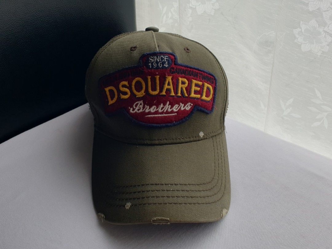 Authentic DSQUARED2 Ball Cap (Category: Caps & Hats) located in Quezon City. Submitted by WasalakTwo (Listing ID 1470418088, Image 1). Description: Bought in Japan Good as new One size fits most Open for delivery nationwide.