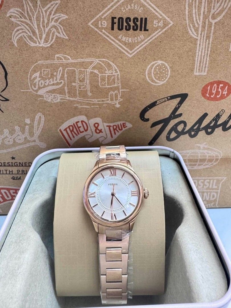 🇺🇸AUTHENTIC FOSSIL WATCH🇺🇸 (Category: Women's Watches) located in Manila. Submitted by luckyDL (Listing ID 1470360528, Image 1). Description: .