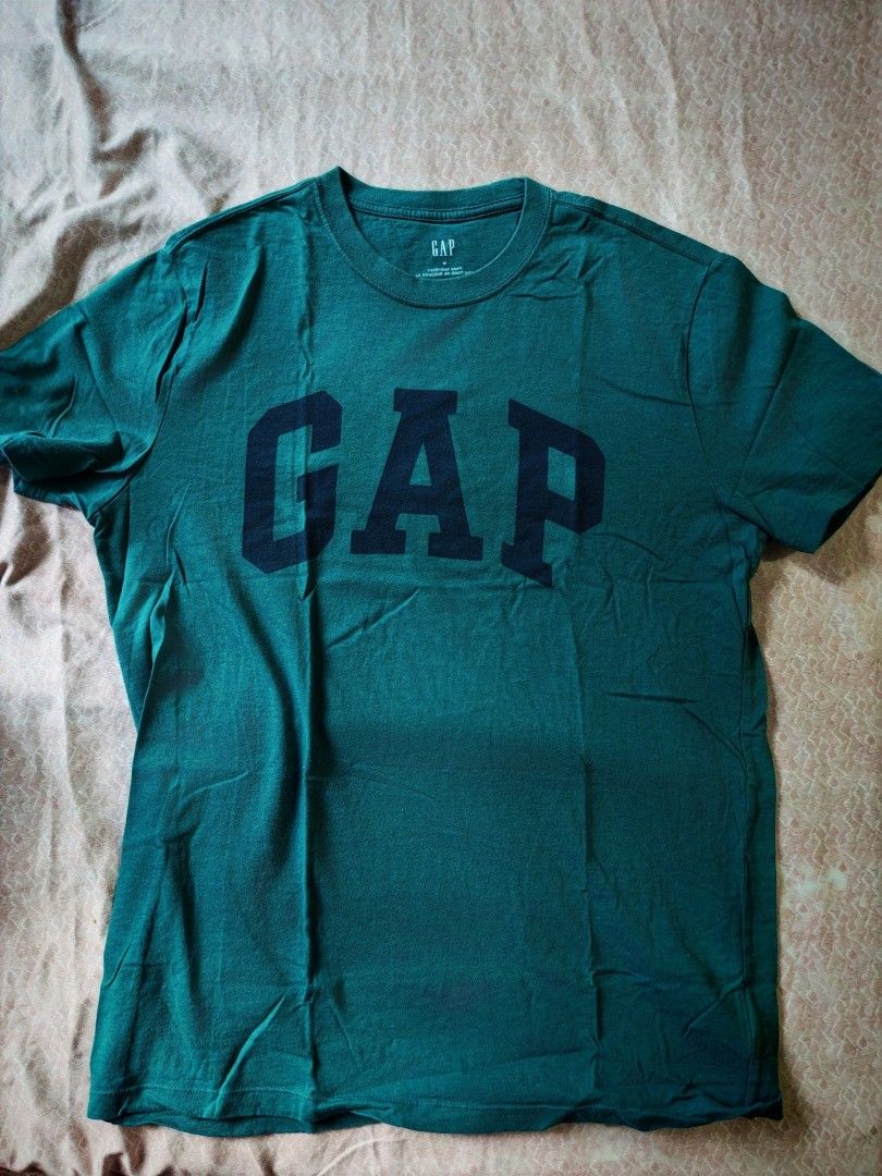 Authentic GAP shirt (Category: Tshirts & Polo Shirts ) located in Mandaluyong City. Submitted by fiercestorm.31 (Listing ID 1470418236, Image 1). Description: Authentic GAP t-shirt Dm for more photos.