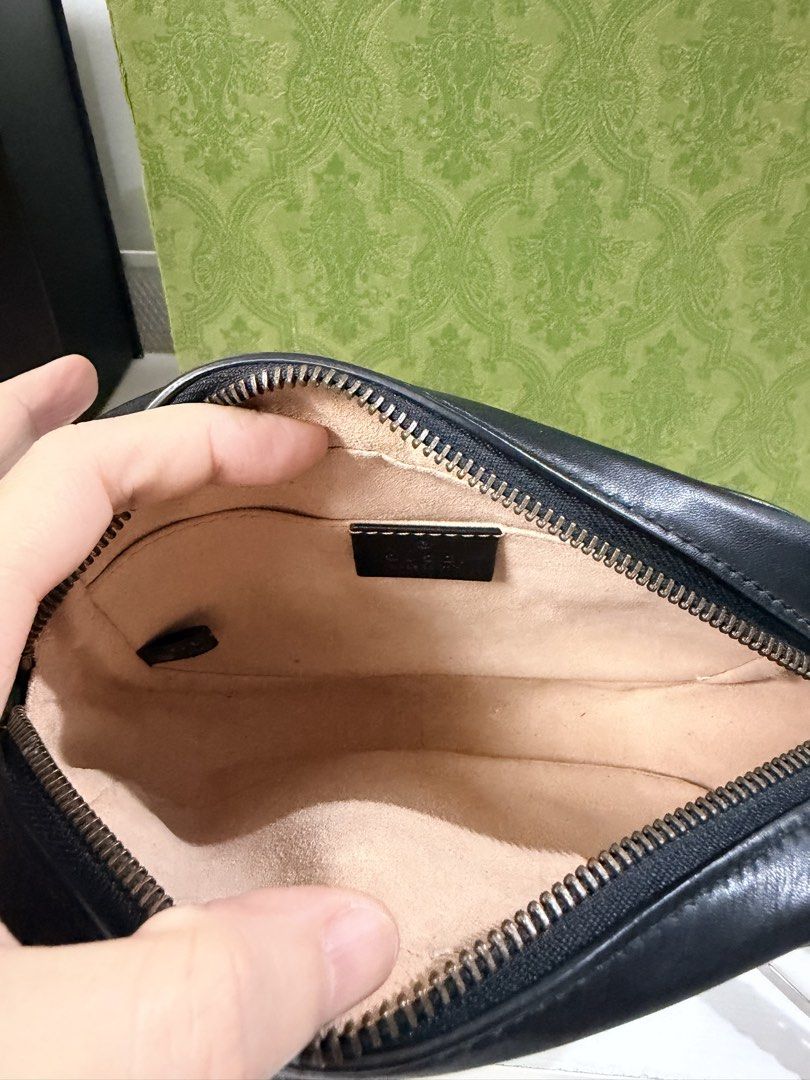Authentic gucci mini marmont camera bag (Category: Cross-body Bags) located in Caloocan City. Submitted by alavishglam (Listing ID 1470358449, Image 3). Description: .