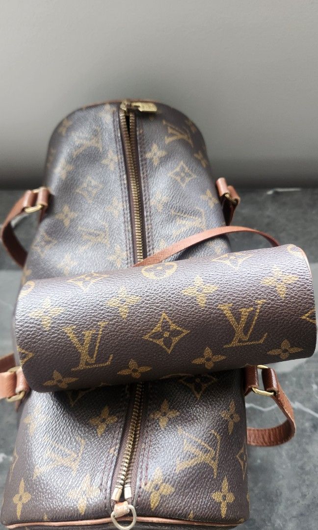 Authentic Louis Vuitton Monogram Papillon 30 (Category: Luxury Bags & Wallets) located in Quezon City. Submitted by closetcleanupmanila (Listing ID 1470465475, Image 2). Description: Price: ₱40,000 (Slightly negotiable for sure buyers) ​ Letting go of my wife’s authentic vintage Louis Vuitton Papillon 30 in classic Monogram canvas. This is the larger 30cm size that includes the matching baby pouch (Baby Papillon), which can be worn together or de