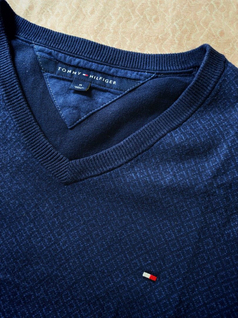 Authentic Tommy H pullover (Category: Tshirts & Polo Shirts ) located in Mandaluyong City. Submitted by fiercestorm.31 (Listing ID 1470416866, Image 2). Description: Authentic Tommy Hilfiger Pullover/sweatshirt With tags Used twice only Dm for more photos.