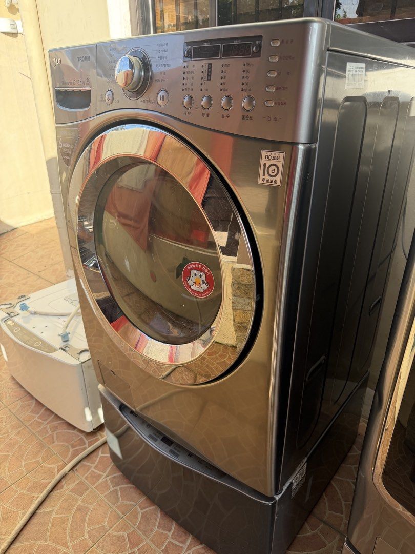 Automatic Washing Machine (Category: Washing Machines and Dryers) located in Bulacan. Submitted by mysticdeer.6d7f47 (Listing ID 1470352790, Image 2). Description: LG Fully Automatic Washing Machine 16kg Capacity with 100% Dryer Function Good as New Optional: Pedestal Washer 220V 60Hz .