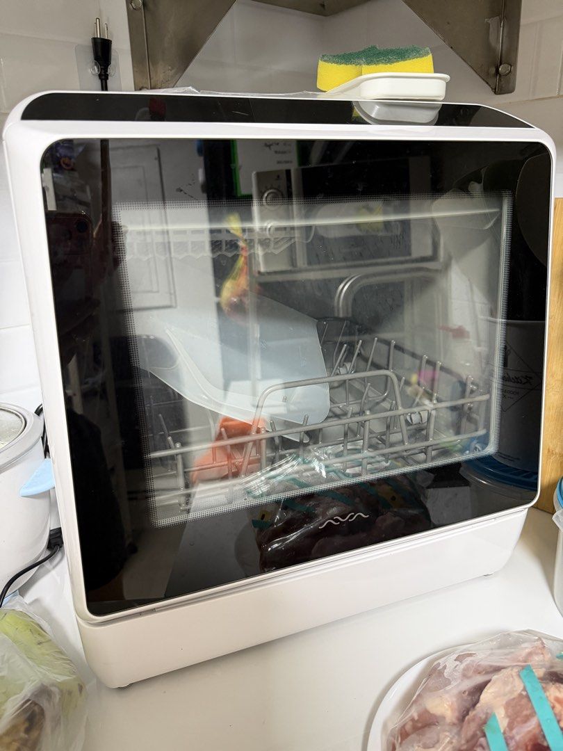 Ava mini dishwasher (Category: Dishwasher) located in Manila. Submitted by inthecloset_mnl (Listing ID 1470461232, Image 2). Description: - used for baby bottles only - rfs: will be moving to a new house. Will upgrade .