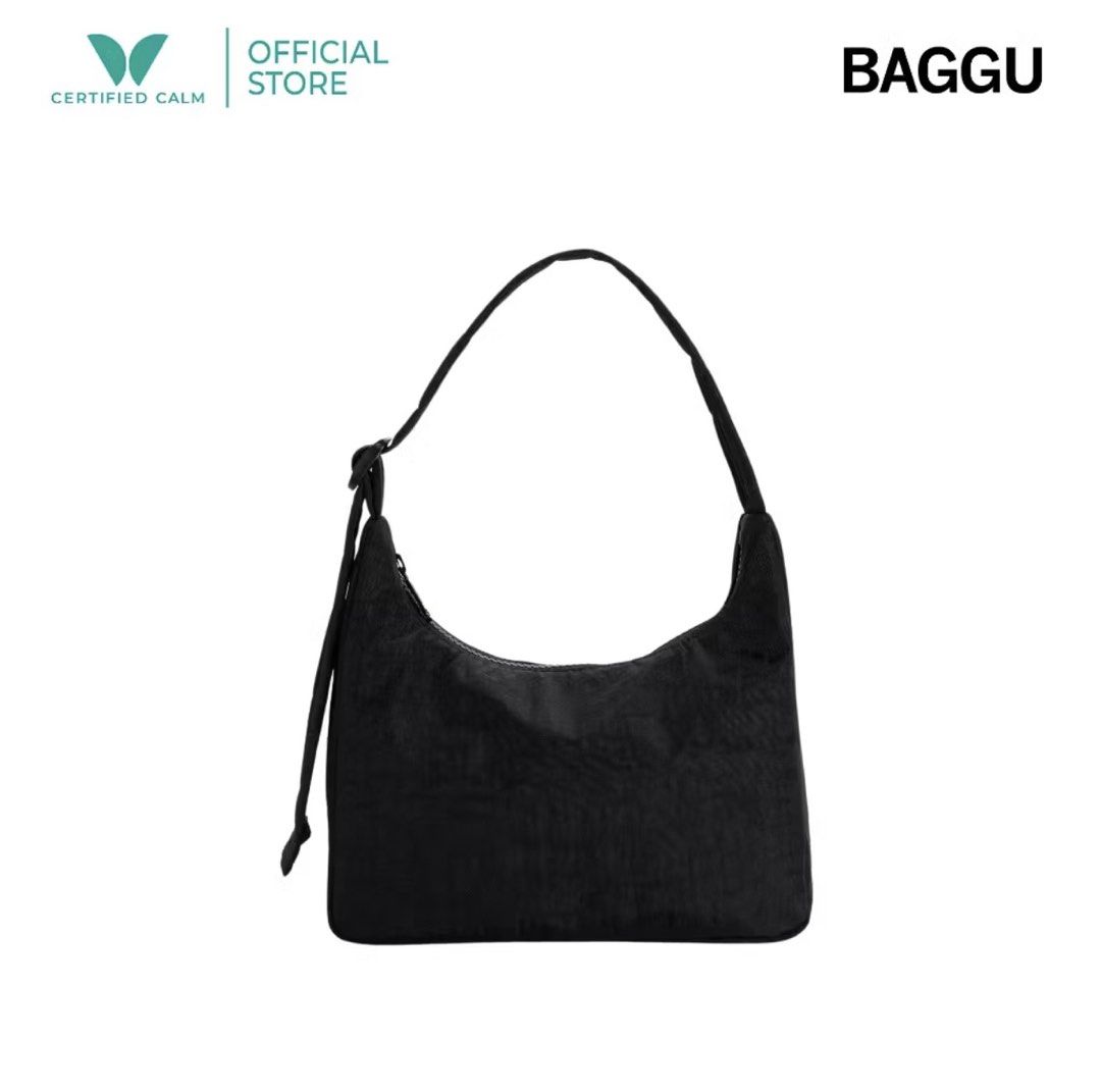 BAGGU mini nylon shoulder bag (Category: Purses & Pouches) located in Quezon City. Submitted by eeezuuhclothes (Listing ID 1470356072, Image 1). Description: - used twice (too many baggu bags) - eyeing a new color - vv high quality - dm for more photos! - bought in certified calm ph.