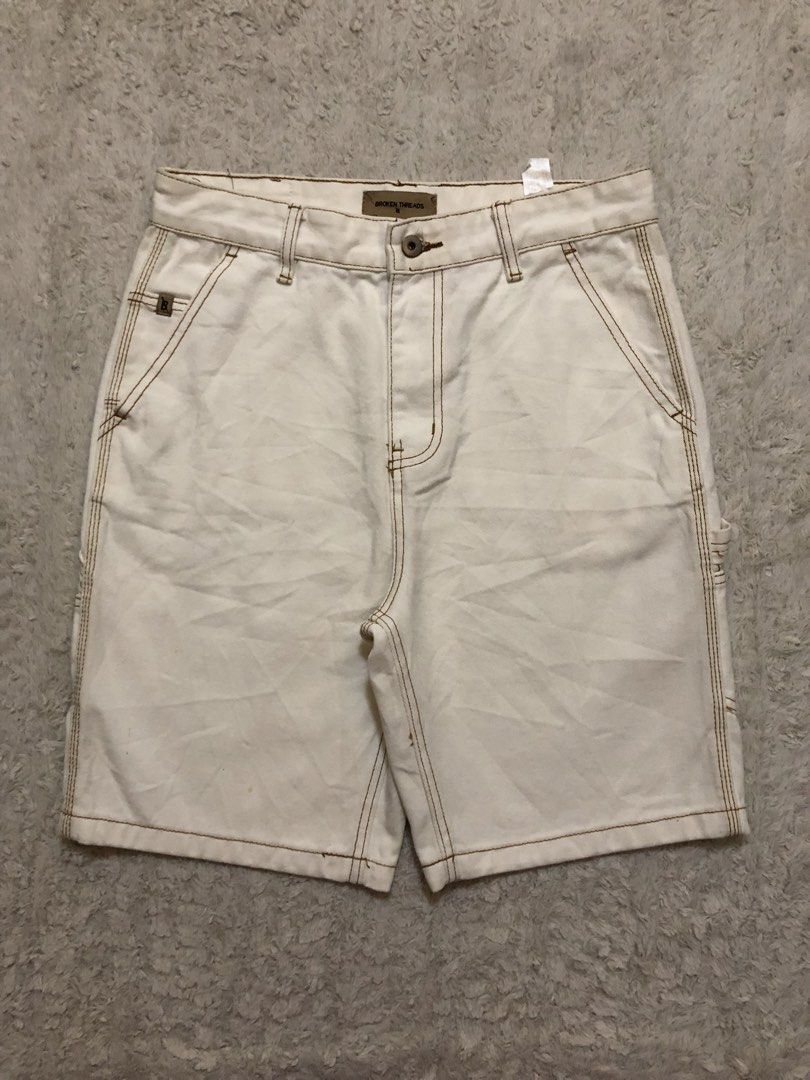 Baggy carpenter short (Category: Shorts) located in Canaman. Submitted by thriftmoboss (Listing ID 1470448336, Image 2). Description: 📌BAGGY JORTS cotton 100% Hard denim 95% Crispy condition✅ Made in China 🇨🇳 DIMENSION📏 W-32 L- 21 Hem-10. 5 As new condition✅ Crisp condition✅ No issue Price:550 ‎ ‎•✅PLUS SHIPPING FEE (+75) ‎•🔵MOP: G CASH ‎•🟥COURIER: JnT ‎•📍LOC:Magsaysay, Naga city ,Camarines Sur 🌫️.