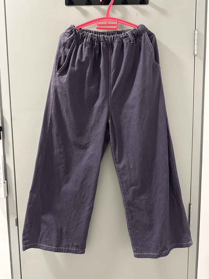 Mobil Capris Baggy Elastic Waist Pants, Men's Fashion, Bottoms, Joggers on Carousell