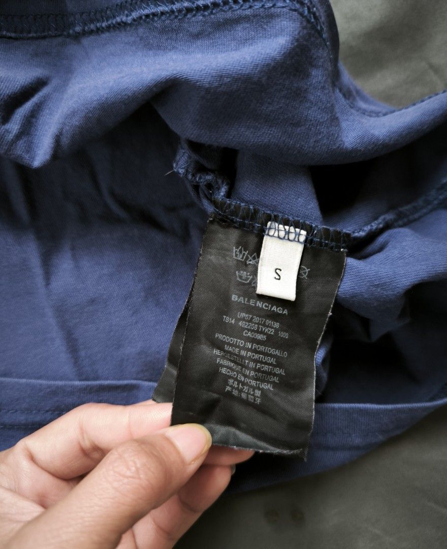 Balenciaga blue (Category: Tshirts & Polo Shirts ) located in Manila. Submitted by wearforce (Listing ID 1470493446, Image 3). Description: Balenciaga blue color: blue fit: S-M color rate 9/10 in good condition 350 + sf.