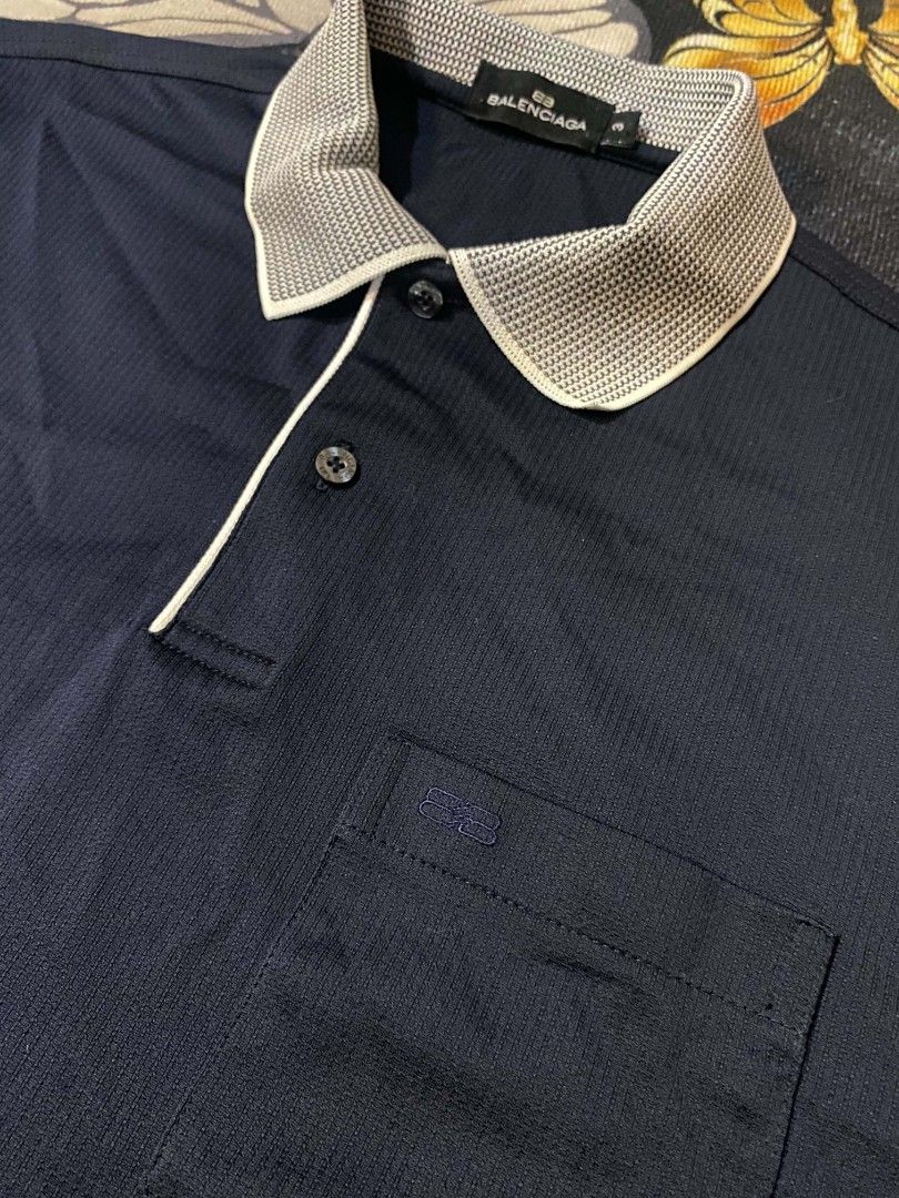 BALENCIAGA POLO SHIRT (Category: Tshirts & Polo Shirts ) located in Quezon City. Submitted by thrift.sta (Listing ID 1470423294, Image 2). Description: EXCELLENT NO ISSUE 21X27 800.