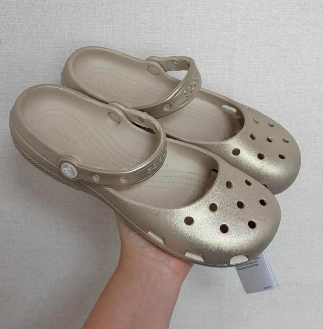Ballet Shoes - Metallic Gold (Category: Flats & Sandals) located in Rizal. Submitted by hiraya16 (Listing ID 1470401465, Image 1). Description: W6 only onhand ready to ship.
