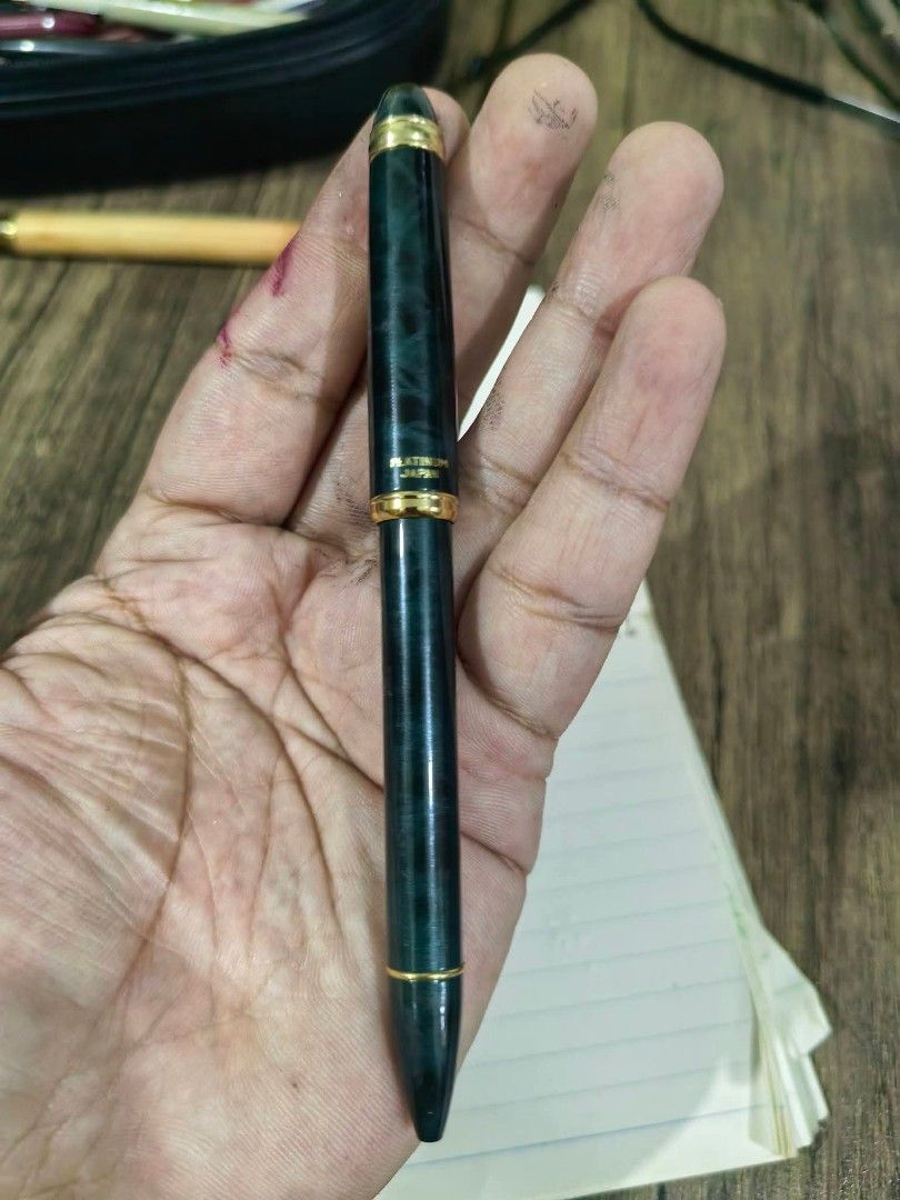 Ballpoint Pen - Plaiser Platinum Japan (Category: Other Stationery & Craft) located in Cebu City. Submitted by dudes_villanueva (Listing ID 1470391560, Image 3). Description: Ballpoint Pen - Plaiser Platinum Japan 🖋️ Hanapan nyo nalang ng refill..