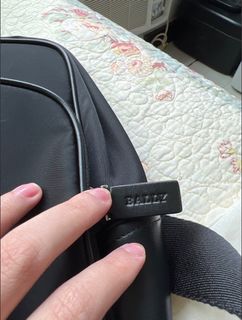 (Category: ) located in . Submitted by declutteringmylife101 (Listing ID 1470395298, Image 1). Description: .