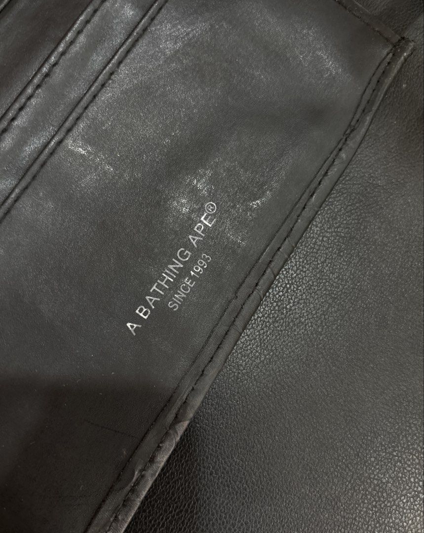 Bape Long Wallet (Category: Luxury Bags & Wallets) located in Puerto Princesa. Submitted by 18arc (Listing ID 1470356903, Image 3). Description: .