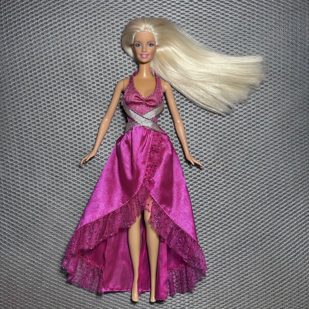 Barbie Salon Surprise (Category: Kids Toys) located in Manila. Submitted by barbeyoncee (Listing ID 1470451547, Image 1). Description: - as is condition, wysiwyg - yellowing torso - thinning front hair - no haggling, cancellations, or refunds - first to mine, first to pay basis - sf shouldered by buyer please manage your expectations, all items are in preloved condition! mop: gcash/maya mod: jnt location: muntinlupa, metro-manila.