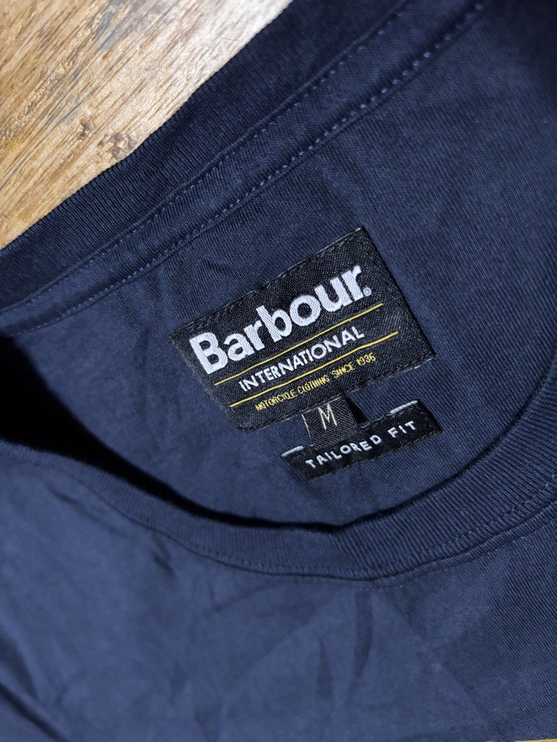 Barbour international tee (Category: Tshirts & Polo Shirts ) located in Cagayan de Oro. Submitted by kirkwax_4 (Listing ID 1470461570, Image 2). Description: Barbour international tee Medium slimfit (20x27) Goodasnew No issue 680.