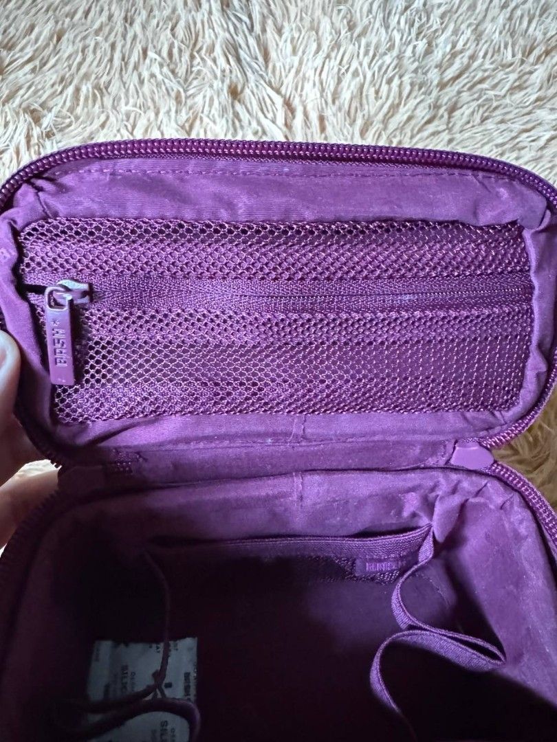 BASH JETSET MINI MAKE-UP ORGANIZER (Category: Accessory Holder, Box & Organizers) located in Bulacan. Submitted by cheeryfatima (Listing ID 1470443969, Image 3). Description: FOR SALE: BASH Makeup Organizer Mini Condition: Good as new, used twice only. RFS: Not for me / no longer using it. PM if interested.