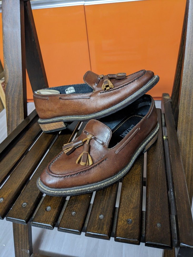 BAYANI Loafers (Category: Dress Shoes) located in Manila. Submitted by itsmrkdv (Listing ID 1470487460, Image 1). Description: .