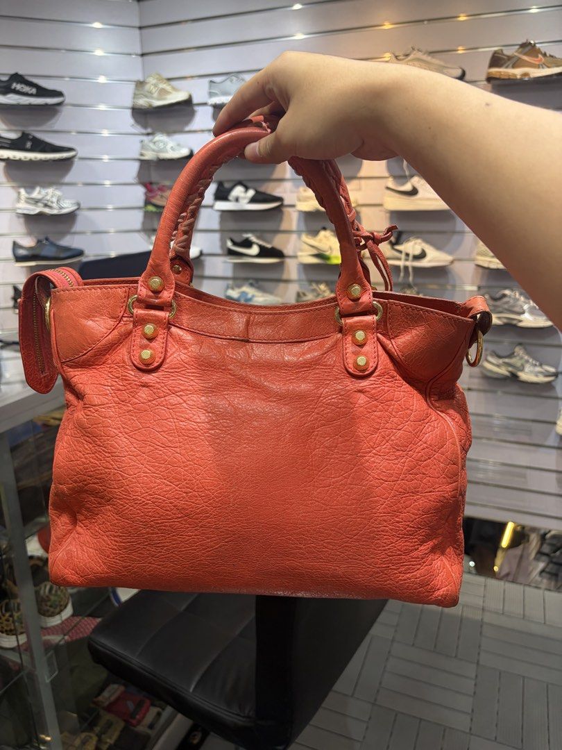 BB CITY (Category: Luxury Bags & Wallets) located in Manila. Submitted by picksby_mik (Listing ID 1470551583, Image 2). Description: rank ab+ can send more dets thru pm missing strap .