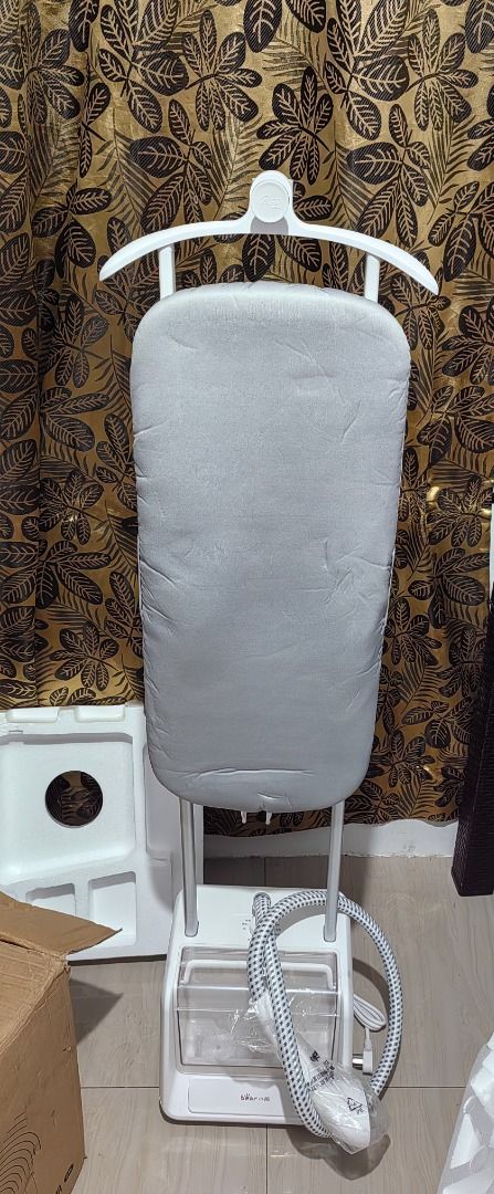 Bear garment steamer (Category: Irons & Steamers) located in Caloocan City. Submitted by szymon123 (Listing ID 1470353068, Image 3). Description: Bear garment steamer ₱10k nalang brand new picture for check only complete with box Al***press available only wala siya sa orange and red black app bacoor cavite philippines location .