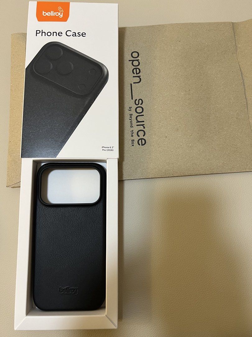 Bellroy iPhone 18 Pro Leather Case (Category: Cases & Sleeves) located in Manila. Submitted by jphiljuach (Listing ID 1470414552, Image 1). Description: Bellroy Iphone 18 pro leather case Used for 5 days only. Like new, got a new one as a gift! .