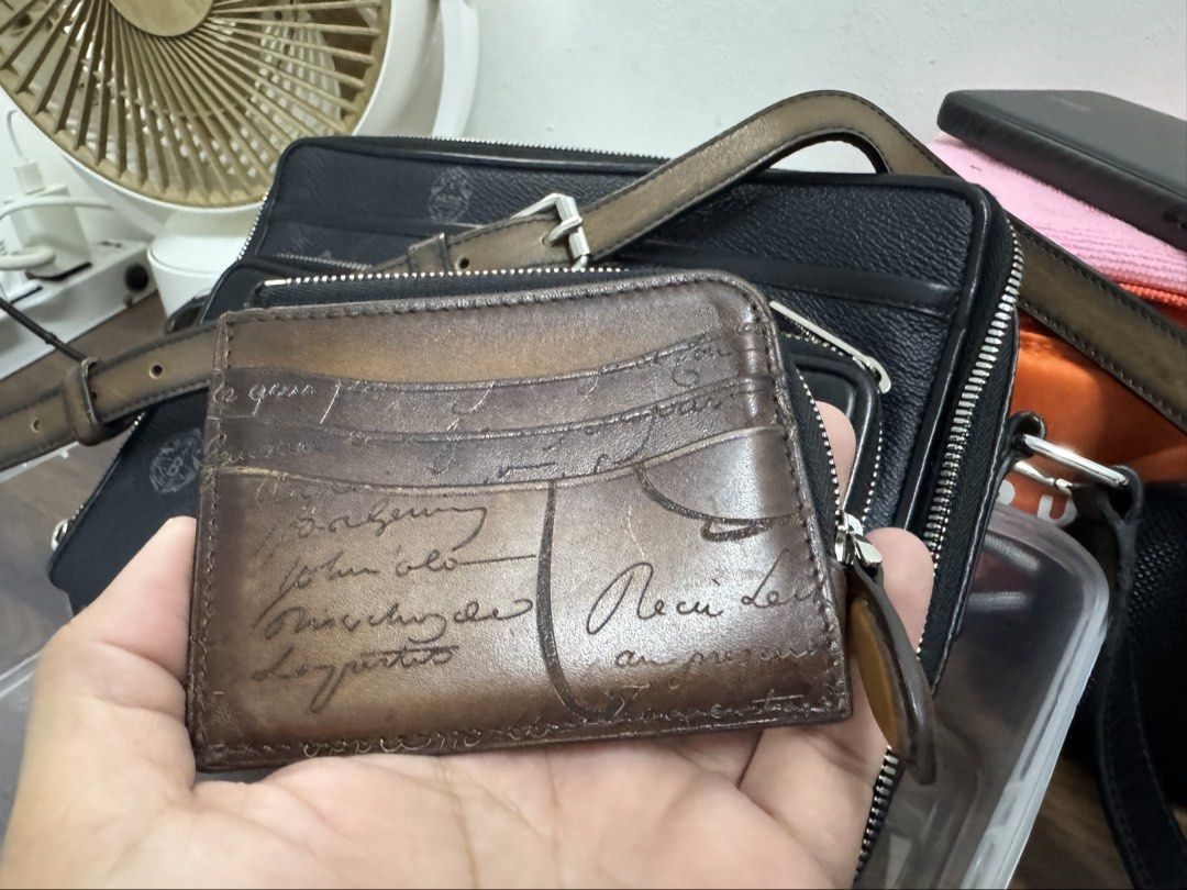 Berluti (Category: Luxury Bags & Wallets) located in Cagayan de Oro. Submitted by rjstz (Listing ID 1470541200, Image 3). Description: Berluti Zip Card holder made in Italy authentic 100% Venezia Leather Scritto Calligraphy script design ultra luxury top tier brand selling low for sale also apple watch series 11 titanium sapphire 46mm for only 36k from retails 54k with boxs from beyond the boxs. .