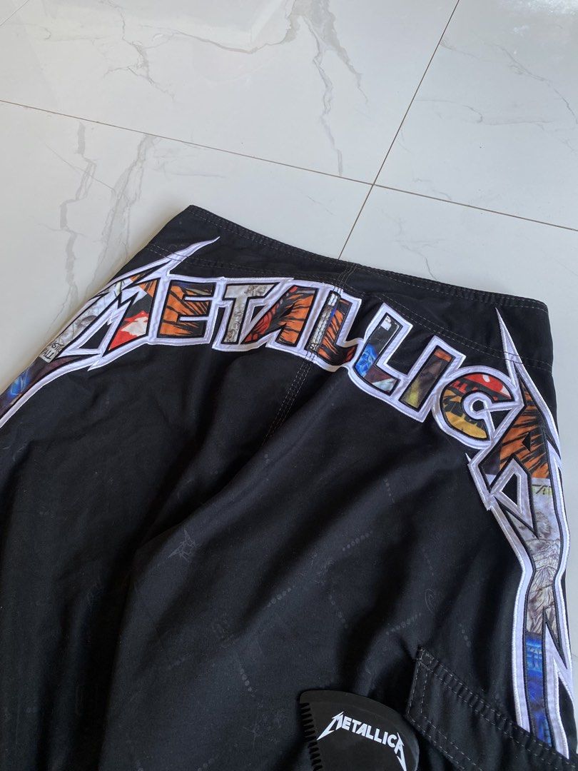BILLABONG ❌METALLICA (Category: Activewear) located in Cabadbaran. Submitted by r0ad_thrift (Listing ID 1470397939, Image 3). Description: Size 30 Excellent condition No issue 10/10 color rate.