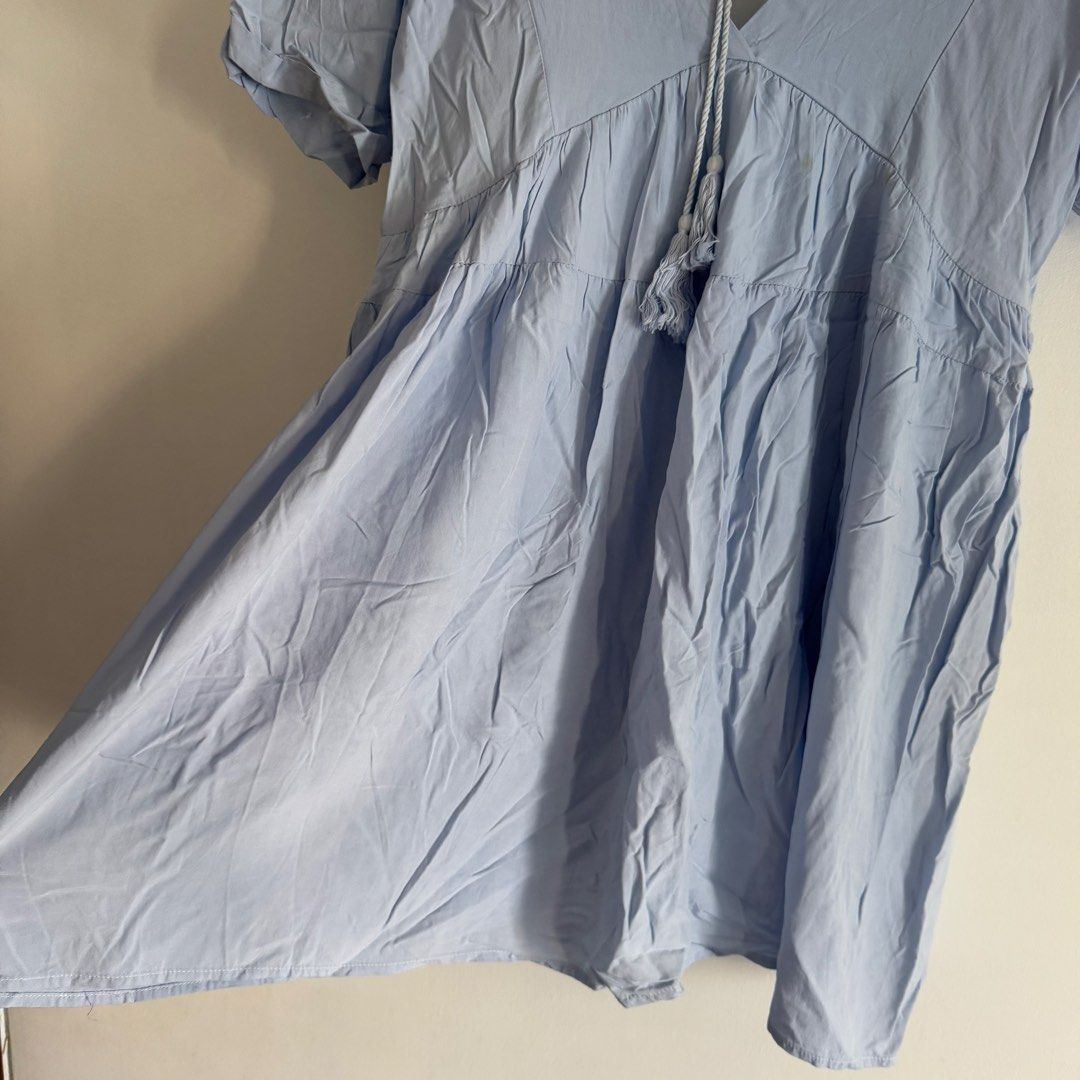 Bkk dress (Category: Dresses) located in Manila. Submitted by apparella.ph (Listing ID 1470351057, Image 3). Description: Super ganda and lambot ng tela Double lining nakaka payat kasi pabagsak ung tela Ww last pic Fits l-2xl frames Has minimal stain, not noticeable pa wash nalang kasi na stock sa cabinet Bust.44 Wasit 40( kasi pabagsak and paluwag ung style nya) Length:33 ☑️Everything is my Own preloved / BNWT/BNWOT ☑️ not thrifted/Ukay ☑️ maluk