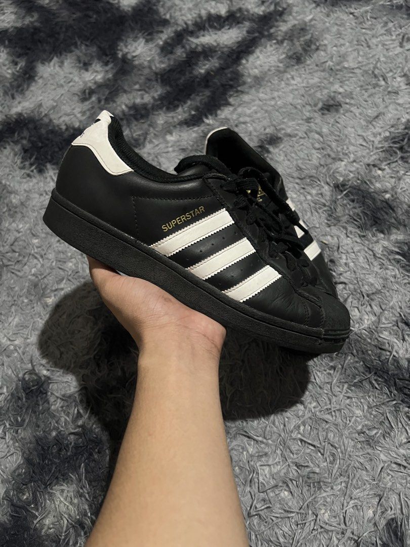 Black adidas superstar shoes (Category: Sneakers) located in Cebu City. Submitted by drip_block (Listing ID 1470381145, Image 3). Description: Size 7-1/2 US.