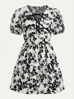 (Category: ) located in . Submitted by fleure.wardrobe.classical.shop (Listing ID 1470435451, Image 1). Description: .