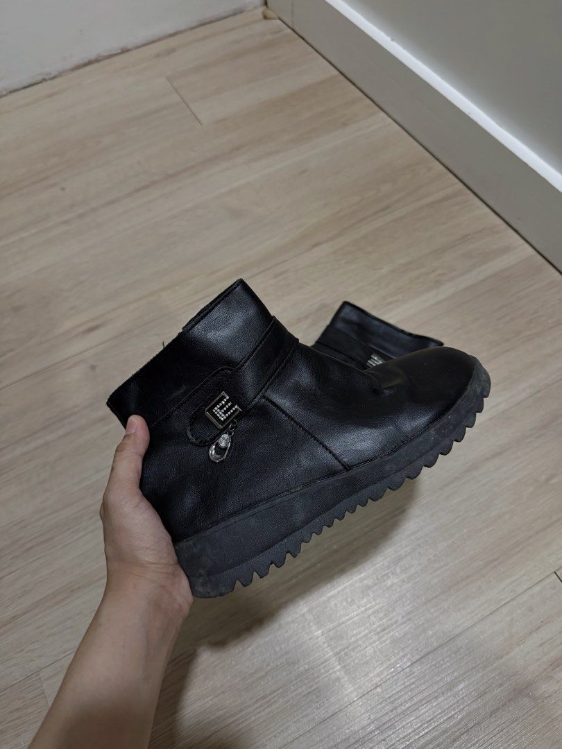 Black ankle boots with buckle detail (Category: Boots) located in Rizal. Submitted by tomatoramenn (Listing ID 1470459825, Image 2). Description: bought it in Taiwan size - 37 womens.
