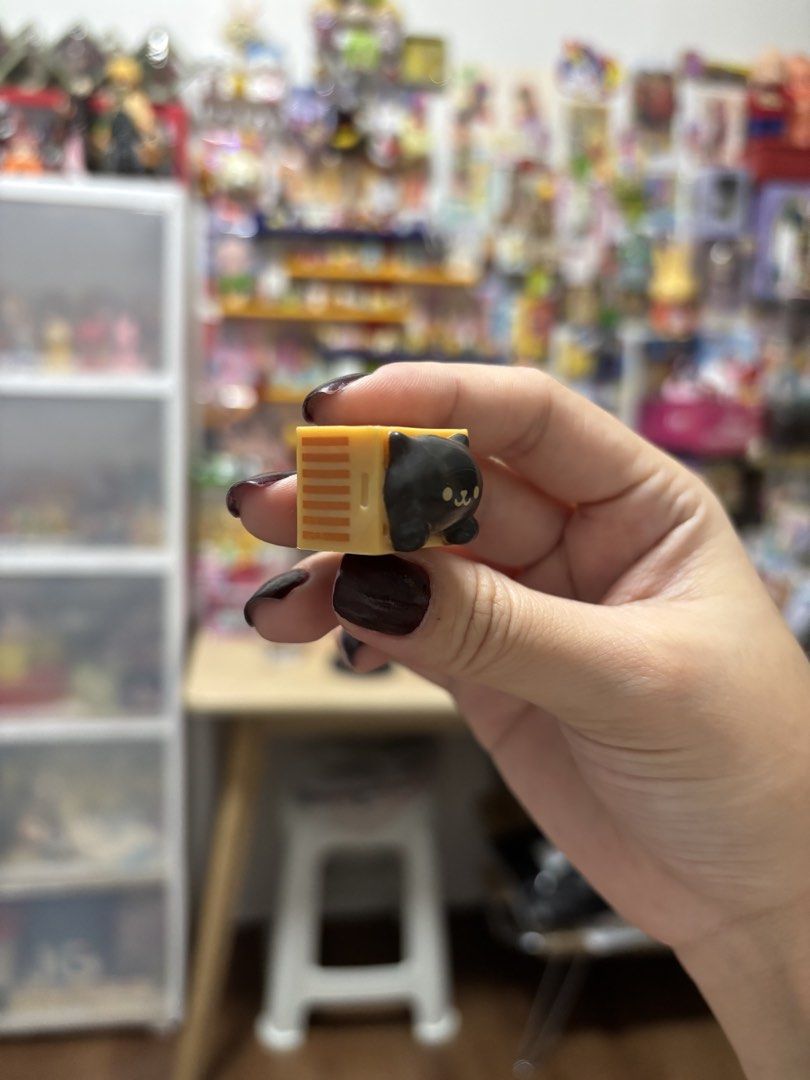 Black Cat Figure (Category: Other Merchandise) located in Caloocan City. Submitted by meowietrinkets (Listing ID 1470544862, Image 2). Description: .