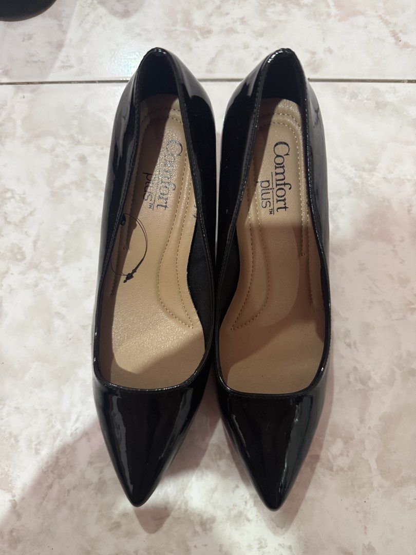Black Heels (Category: Heels) located in Quezon City. Submitted by clairestyles94 (Listing ID 1470464438, Image 1). Description: .