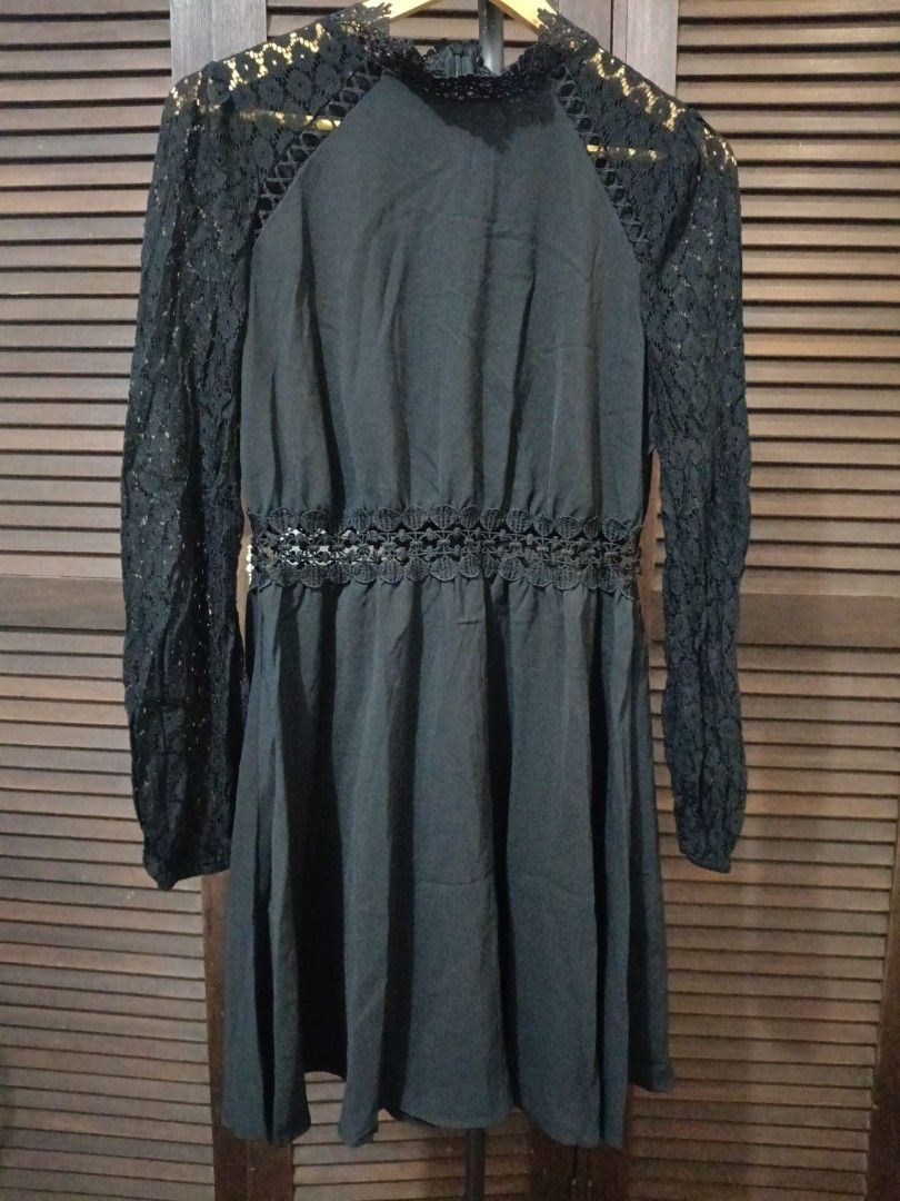 Black Laced Dress (Category: Dresses) located in Manila. Submitted by byjrb (Listing ID 1470455745, Image 1). Description: Small to Medium.