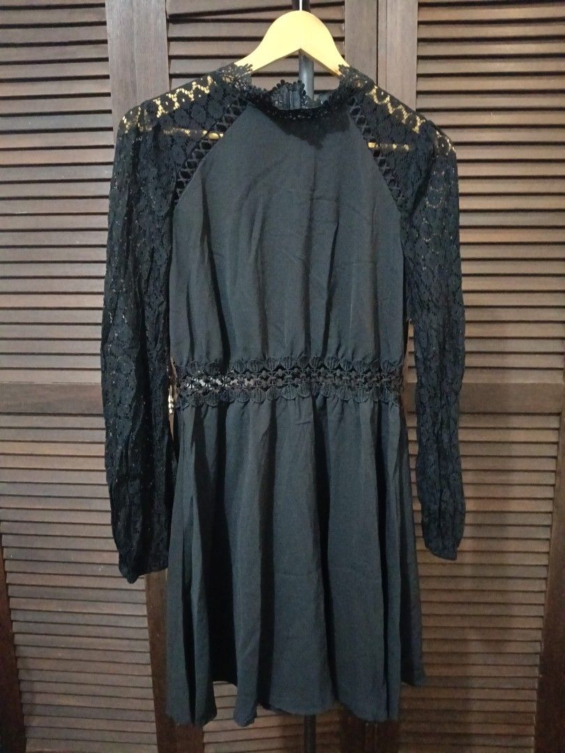 Black Laced Dress (Category: Dresses) located in Manila. Submitted by byjrb (Listing ID 1470455745, Image 3). Description: Small to Medium.