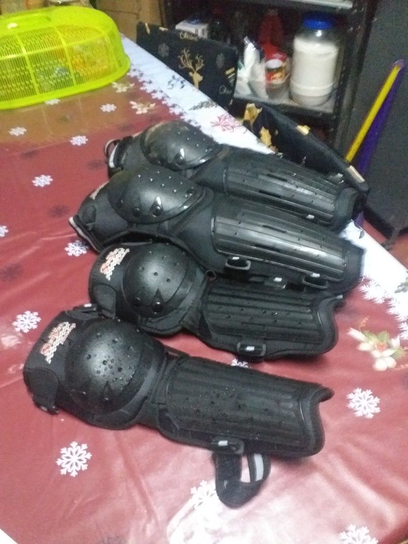 Black Motorcycle Knee and Shin Guards Set (Category: Skates, Rollerblades & Scooters) located in Manila. Submitted by wisegem-231b (Listing ID 1470399220, Image 1). Description: - Complete black knee and shin protective gear set - Tough hard plastic outer shells with ventilation holes for airflow - Soft, padded interior fabric for all-day comfort - Secure, adjustable elastic straps with hook and loop closures - Perfect for motorcycling, dirt biki