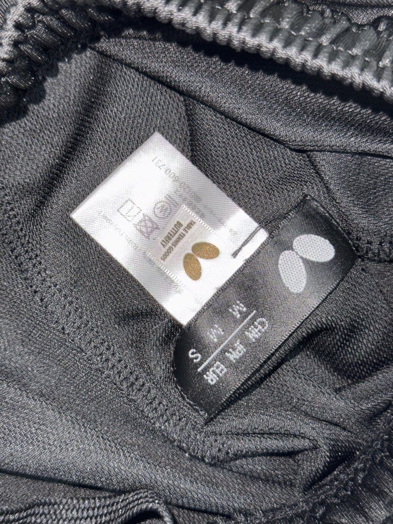 Black Sportwear Shorts (Category: Activewear) located in Daet. Submitted by sbcookieee (Listing ID 1470505878, Image 3). Description: .