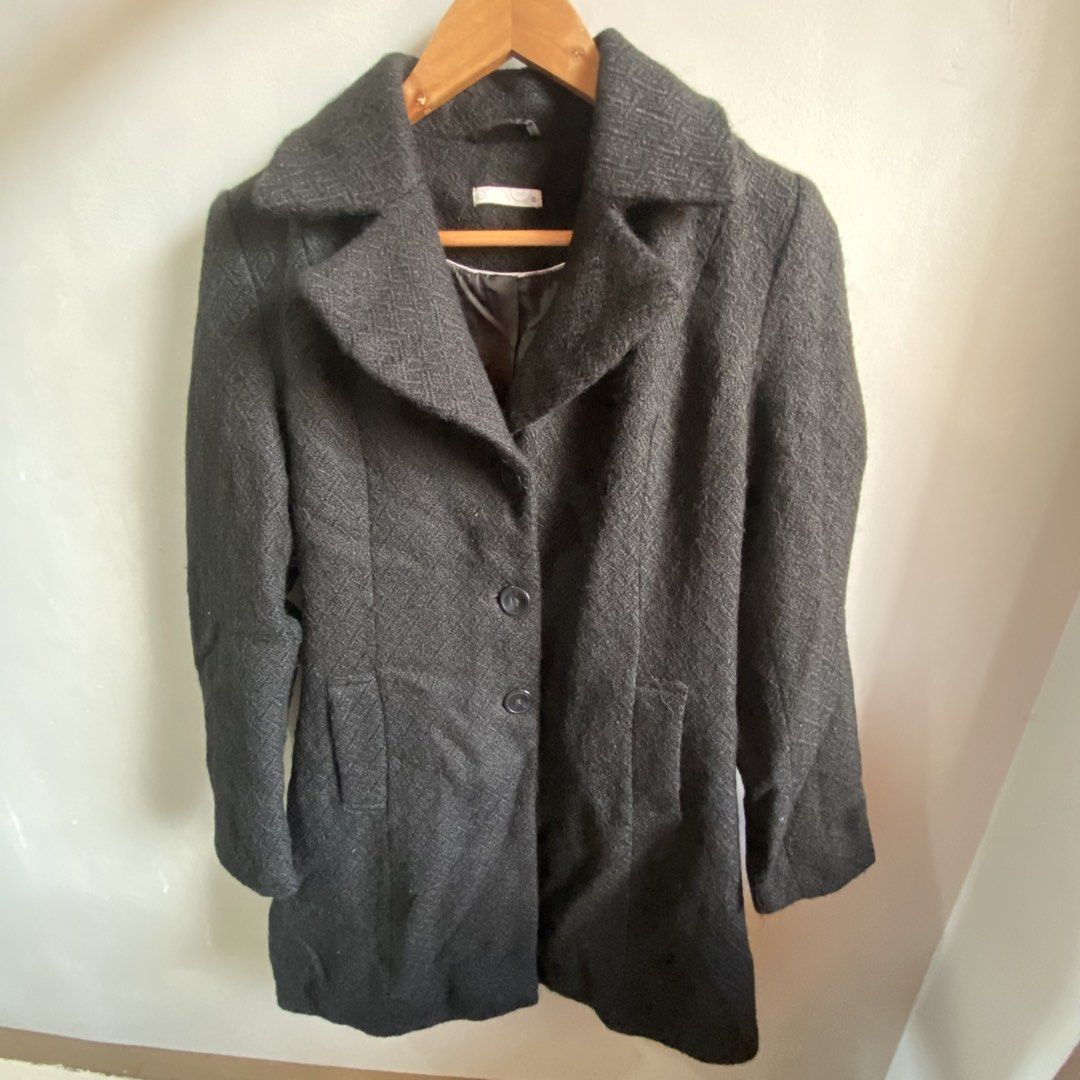 Black Wool Blend Winter Coat (Category: Coats, Jackets and Outerwear) located in Dasmarinas. Submitted by pb_decluttering (Listing ID 1470437000, Image 1). Description: ✨ WELCOME! PLEASE READ BEFORE MAKING AN OFFER: 📌 Availability: • All items listed are AVAILABLE unless marked as sold or deleted. No need to ask "Is this available?" 📍 Location & Meet-ups: • San Agustin II, Dasmariñas City, Cavite • 🚫 Strictly NO meet-ups. All items are for shi