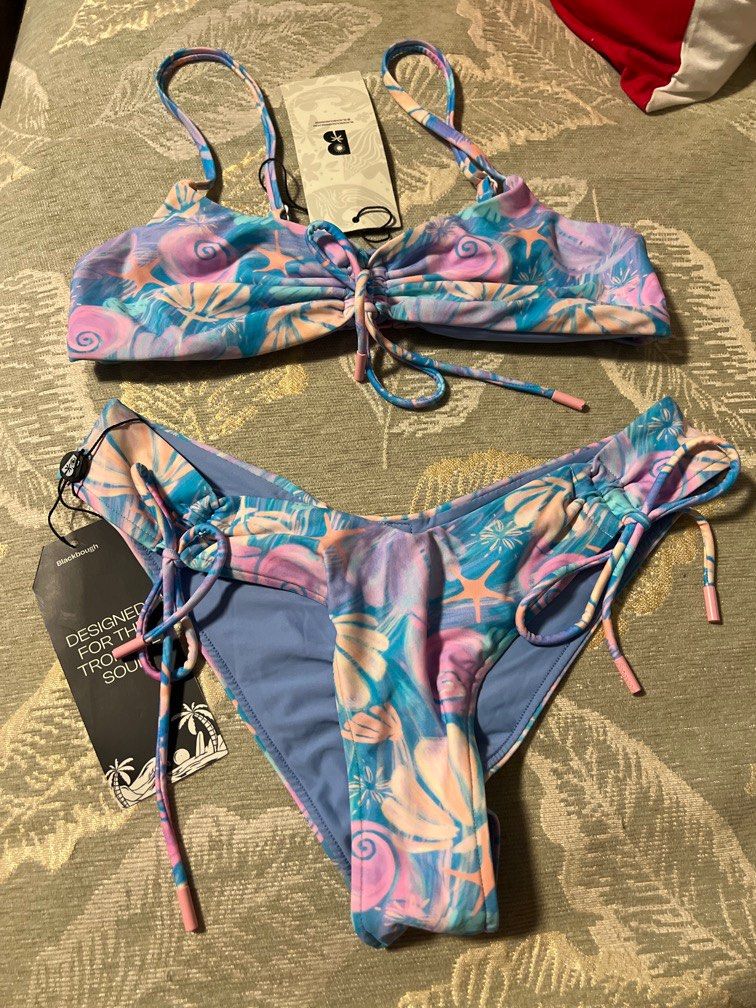 Blackbough Mermaid Cove Set-S/M (Category: Bikinis & Swimsuits) located in Iloilo. Submitted by tttkhk (Listing ID 1470518357, Image 2). Description: Available sizes Small Medium .