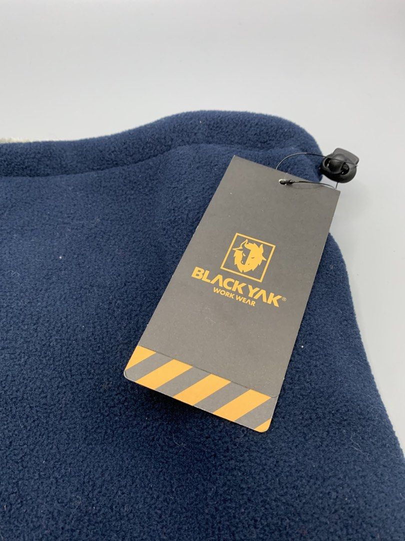 BLACKYAK NECKWEAR (Category: Activewear) located in Bulacan. Submitted by ridersthrift_ph (Listing ID 1470458974, Image 2). Description: Authentic Size Free Navy Blue No Flaws As New Gcash Payment Bulacan 📍.