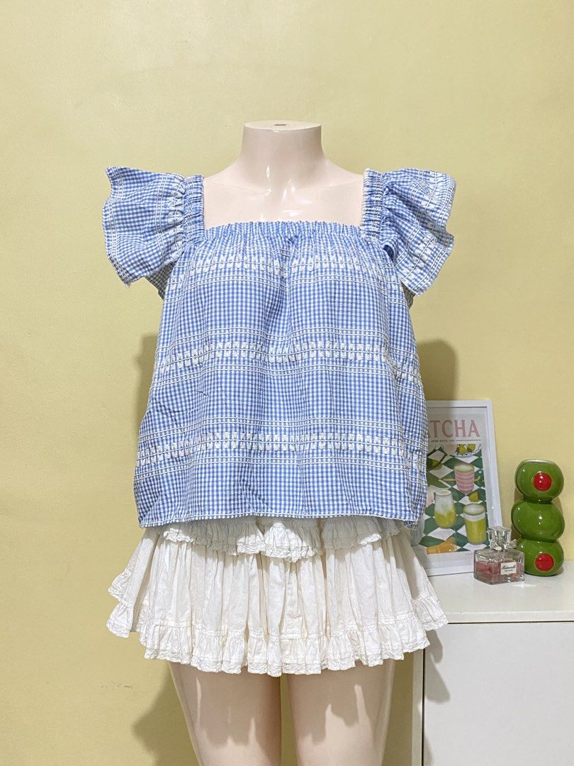 BLUE DAINTY TOP (Category: Others Tops) located in Dasmarinas. Submitted by hannah.oakph (Listing ID 1470367709, Image 2). Description: .