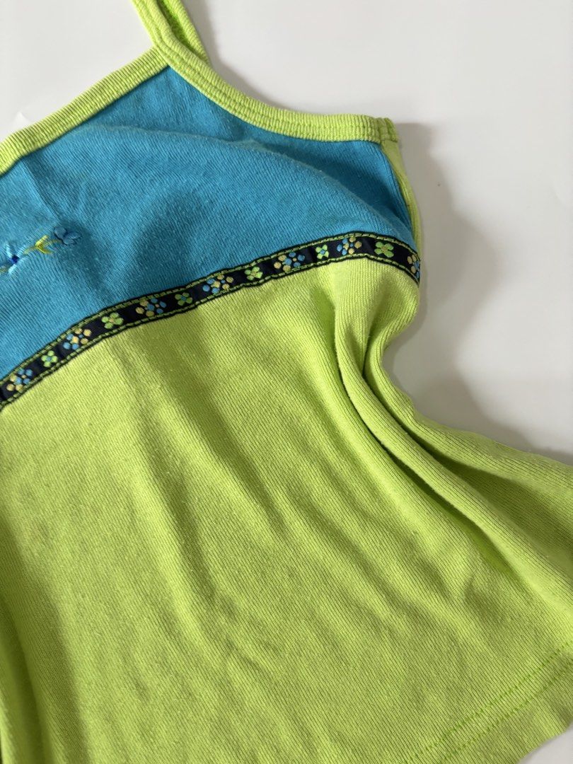 blue green top y2k (Category: Sleeveless) located in Binan City. Submitted by byhiraeth (Listing ID 1470463765, Image 3). Description: -small to medium -no ww -will only entertain offers since IM out of reply quota -loc is santa rosa, laguna.