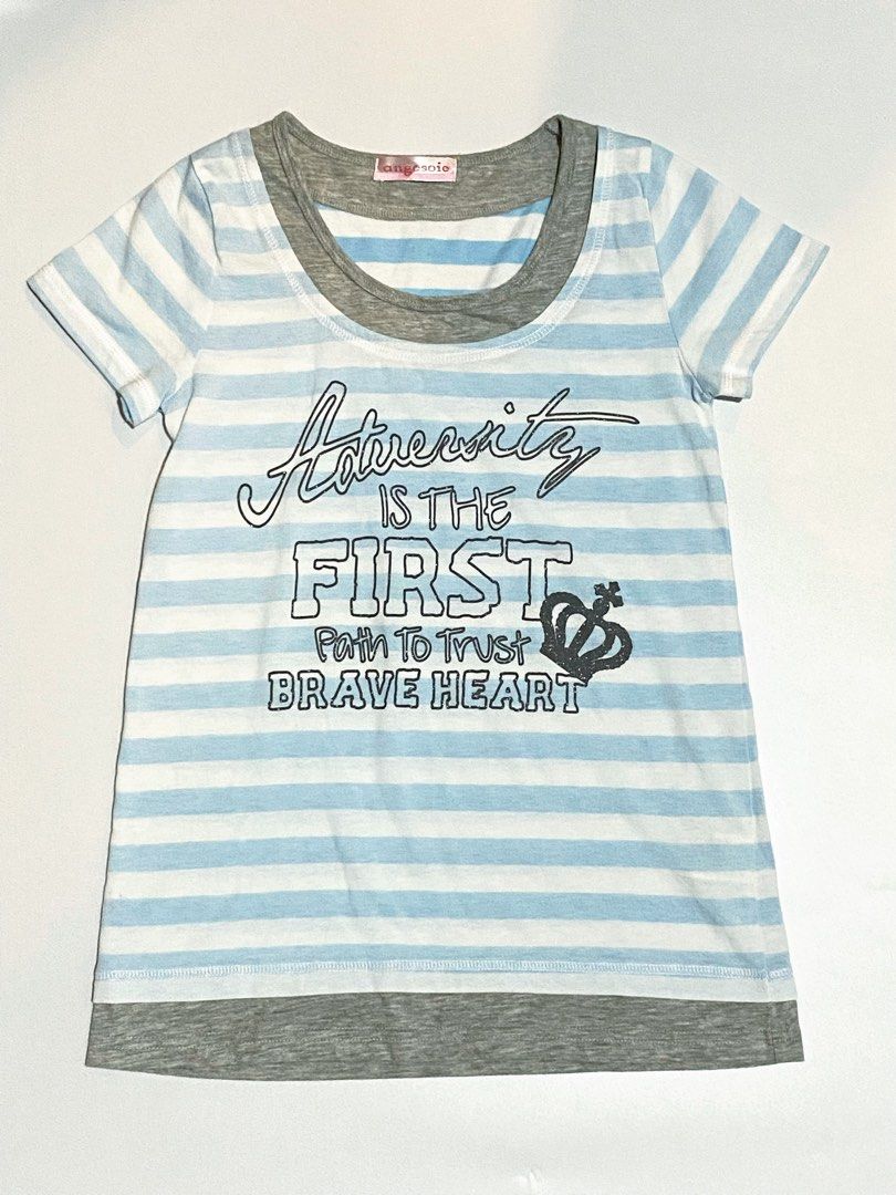 Blue striped graphic tee (Category: Blouses) located in Trece Martires City. Submitted by serenique_wear (Listing ID 1470423200, Image 2). Description: ⋆˚꩜｡⋆ s-m | angesoie ⋆˚꩜｡⋆ likenew (parang brandnew talaga sya swear) ⋆˚꩜｡⋆ mine — ₱129.